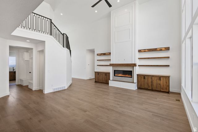 692 E MOUNTAIN RD., North Ogden, UT 84414