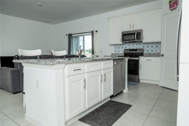 661 CROWN ROSE DRIVE, Eagle Lake, FL 33839