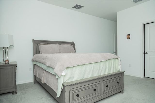 661 CROWN ROSE DRIVE, Eagle Lake, FL 33839