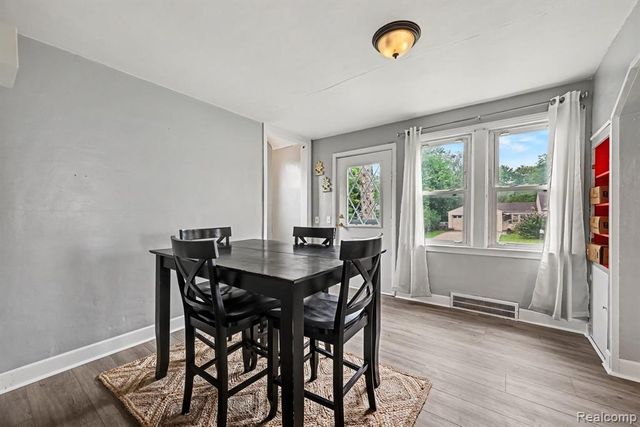 9268 Marlowe Avenue, Plymouth, MI 48170