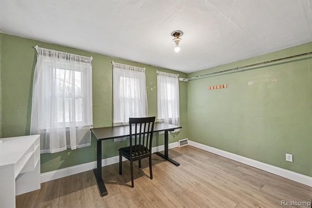 9268 Marlowe Avenue, Plymouth, MI 48170