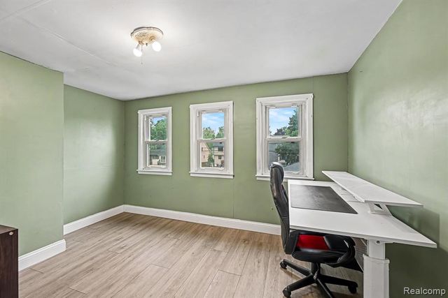 9268 Marlowe Avenue, Plymouth, MI 48170