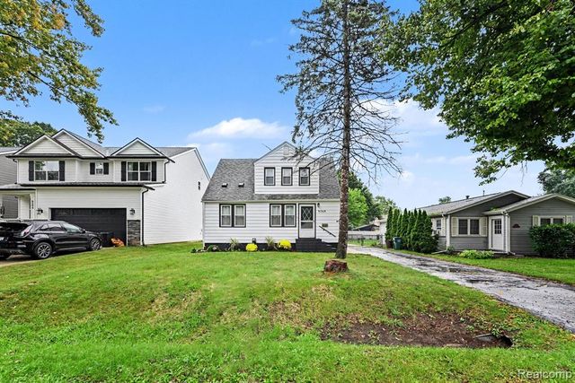 9268 Marlowe Avenue, Plymouth, MI 48170