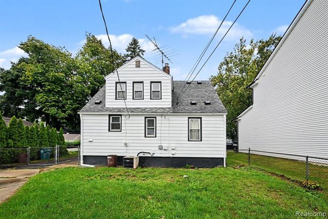 9268 Marlowe Avenue, Plymouth, MI 48170