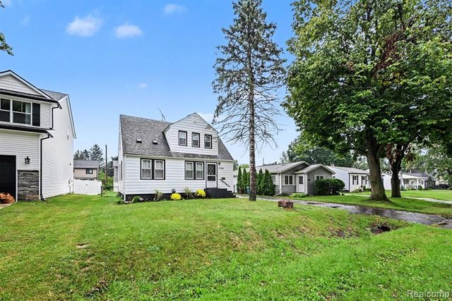 9268 Marlowe Avenue, Plymouth, MI 48170
