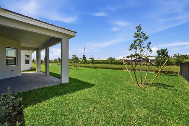 13955 Spruce Pine Drive, Westlake, FL 33470
