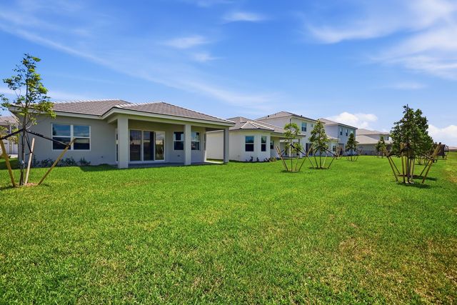 13955 Spruce Pine Drive, Westlake, FL 33470