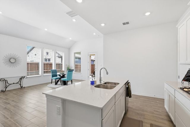 4831 Forest Crest Parkway, Arlington, TX 76005