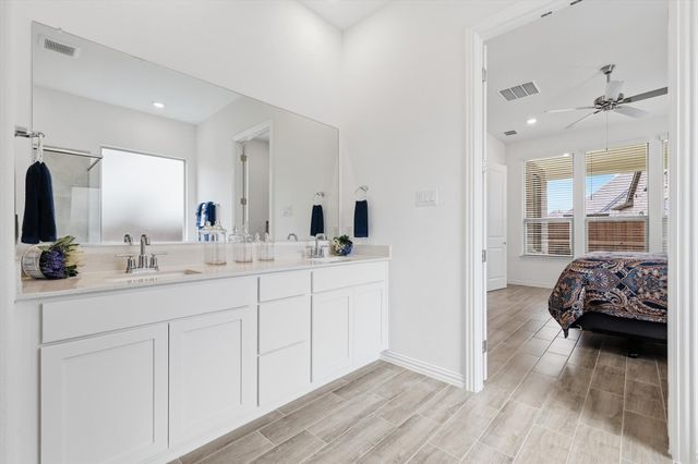 4831 Forest Crest Parkway, Arlington, TX 76005