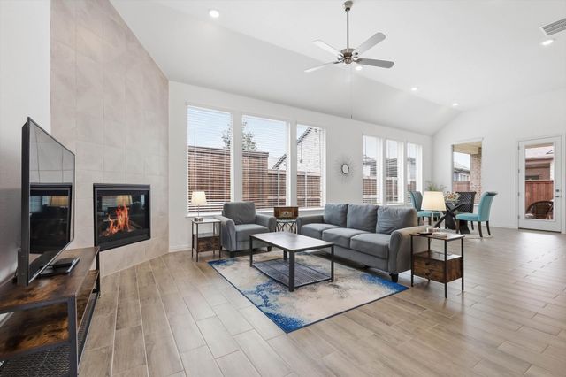 4831 Forest Crest Parkway, Arlington, TX 76005