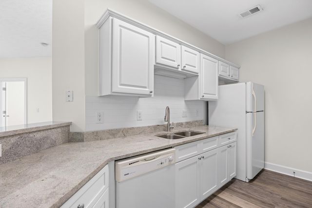 5011 Harvest Dr Unit 202, Myrtle Beach, SC 29579