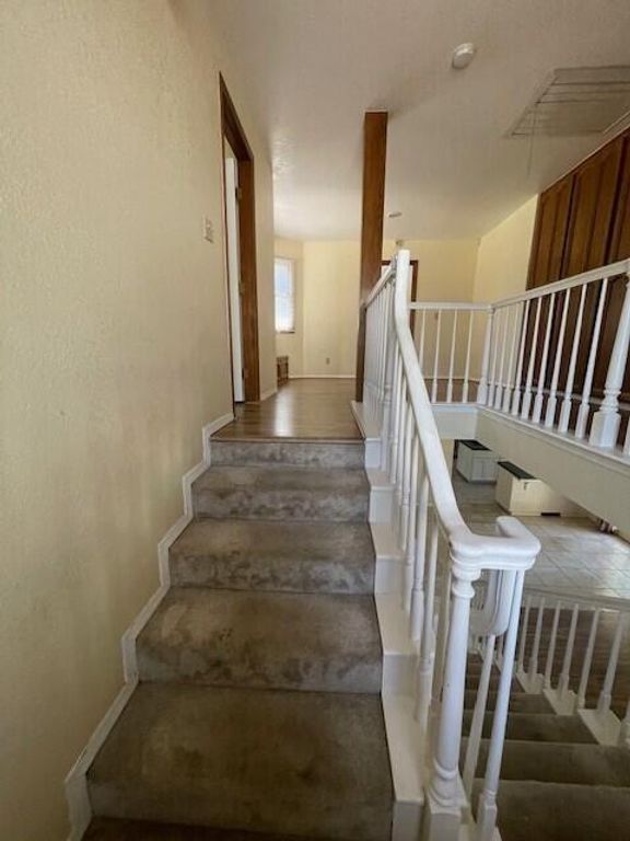 Image 24 of property listing at 144 E Parkview Avenue, Visalia, CA 93277
