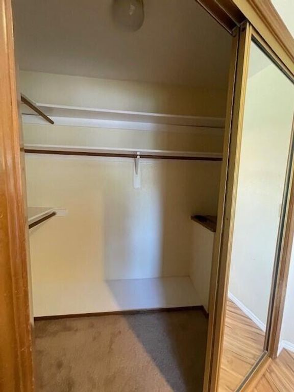 Image 32 of property listing at 144 E Parkview Avenue, Visalia, CA 93277