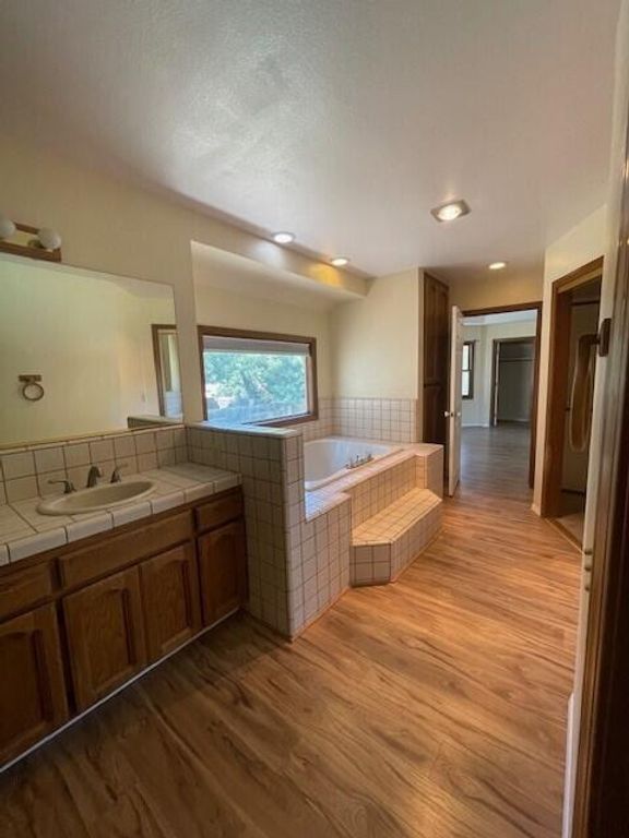 Image 34 of property listing at 144 E Parkview Avenue, Visalia, CA 93277