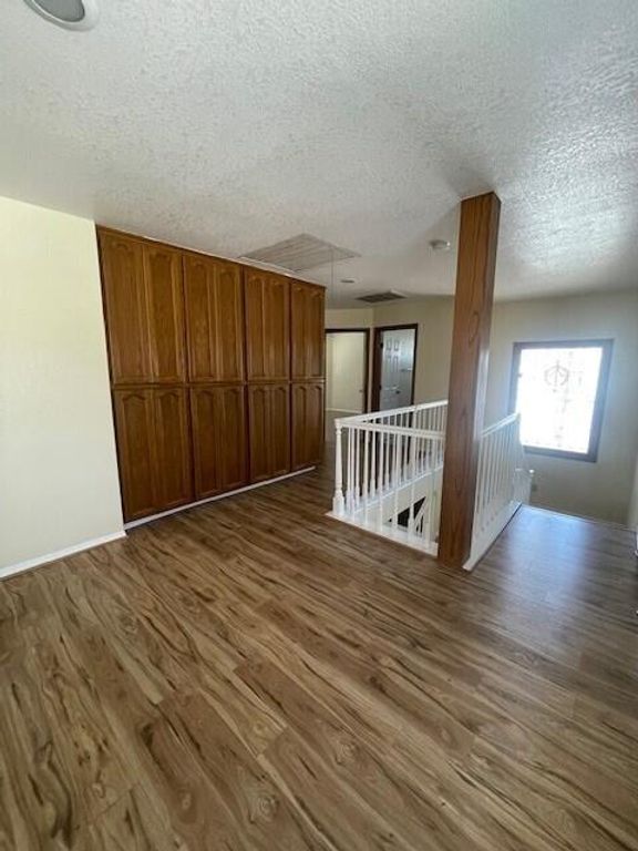 Image 42 of property listing at 144 E Parkview Avenue, Visalia, CA 93277