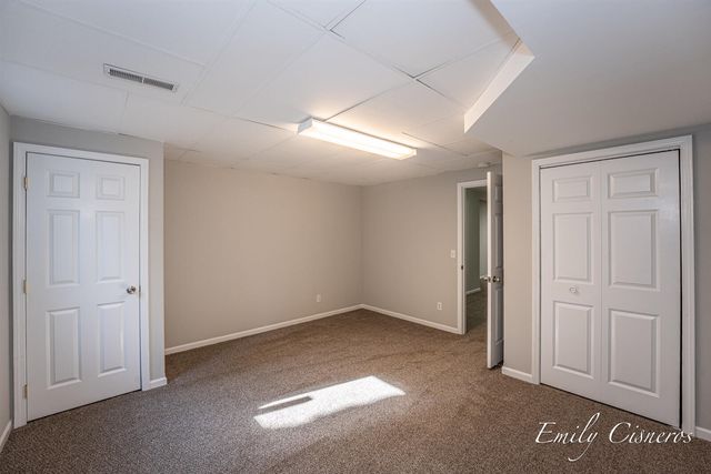 1608 Hampstead Drive, Muskegon, MI 49445