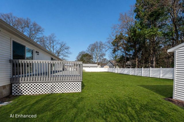 1608 Hampstead Drive, Muskegon, MI 49445