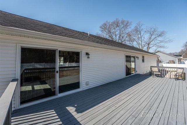 1608 Hampstead Drive, Muskegon, MI 49445