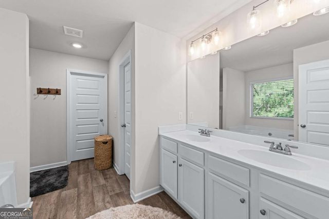 6424 Barker Station Walk, Sugar Hill, GA 30518