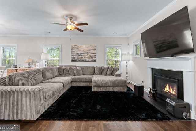 6424 Barker Station Walk, Sugar Hill, GA 30518