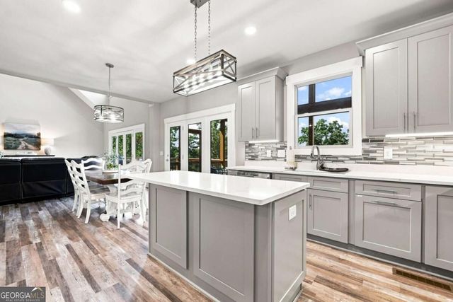102 Moose Loop, Waleska, GA 30183