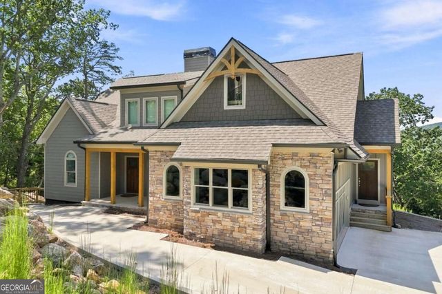 102 Moose Loop, Waleska, GA 30183