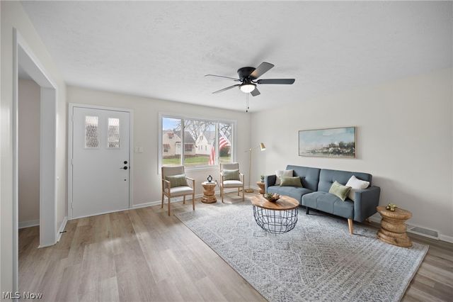 6810 Belmere Drive, Parma, OH 44129