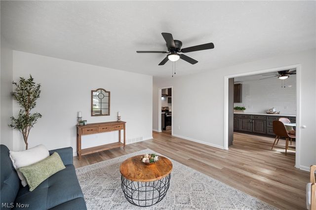 6810 Belmere Drive, Parma, OH 44129