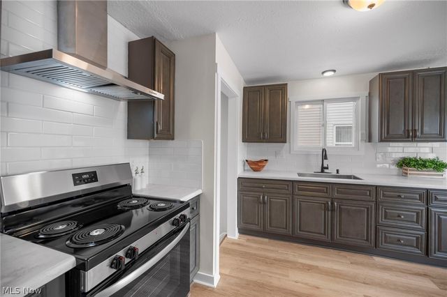 6810 Belmere Drive, Parma, OH 44129