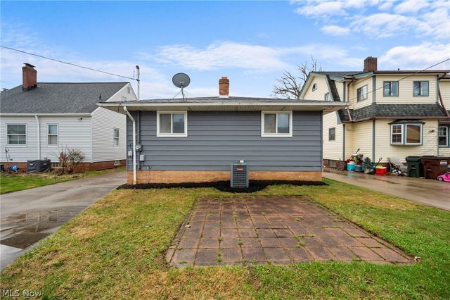 6810 Belmere Drive, Parma, OH 44129