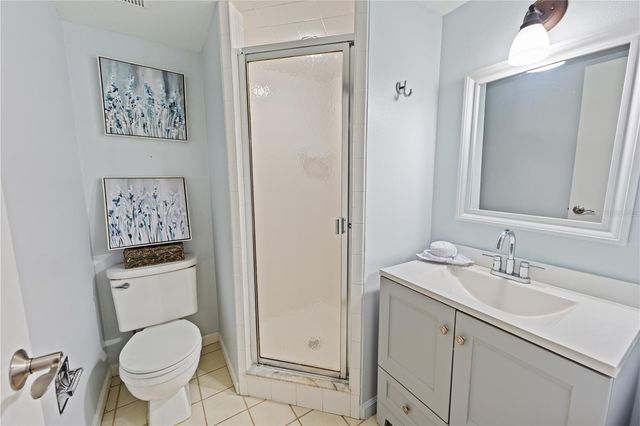 4574 RINGWOOD MEADOW 4, Sarasota, FL 34235