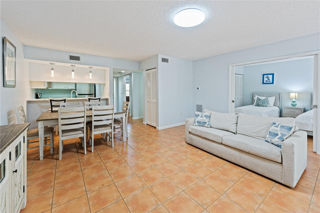 4574 RINGWOOD MEADOW 4, Sarasota, FL 34235