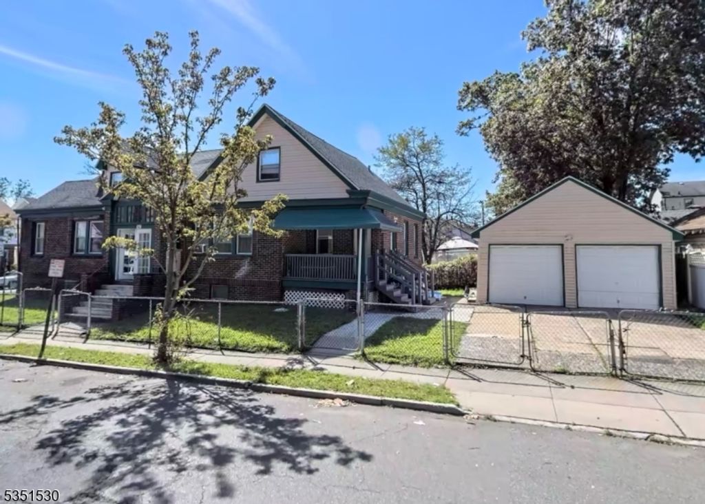 143 W Allen St, Irvington Twp., NJ 07111