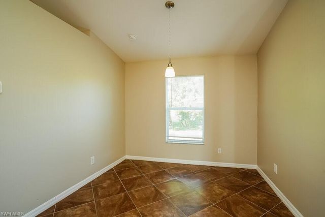 218 SW 11th AVE, Cape Coral, FL 33991
