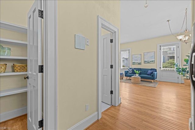 4531 Maiden LN, Norfolk, VA 23518