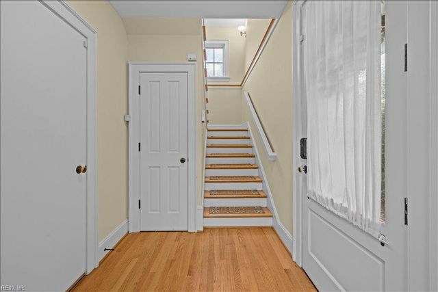 4531 Maiden LN, Norfolk, VA 23518