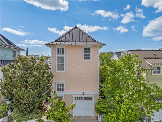 4531 Maiden LN, Norfolk, VA 23518