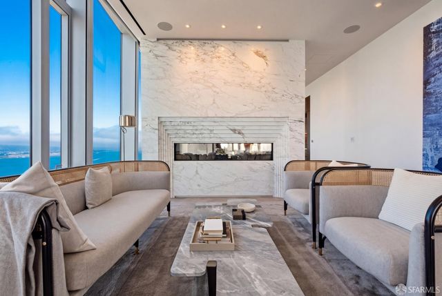 181 Fremont Street 70-PH, San Francisco, CA 94105