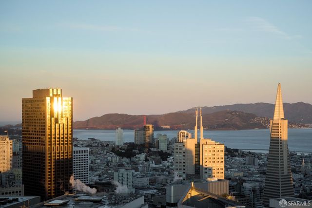 181 Fremont Street 70-PH, San Francisco, CA 94105