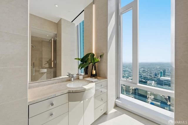 181 Fremont Street 70-PH, San Francisco, CA 94105