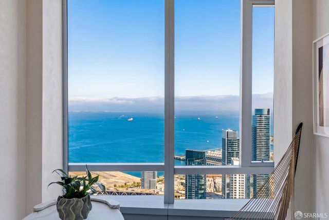 181 Fremont Street 70-PH, San Francisco, CA 94105