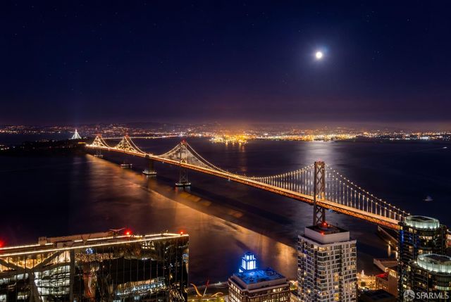 181 Fremont Street 70-PH, San Francisco, CA 94105