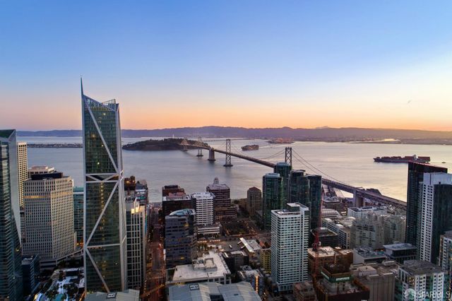 181 Fremont Street 70-PH, San Francisco, CA 94105