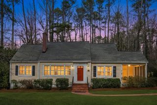 2215 Lyle Avenue, Atlanta, GA 30337