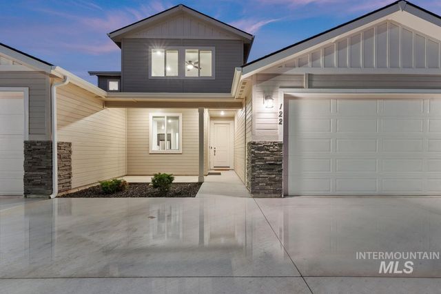122 Insight Ct, Middleton, ID 83644