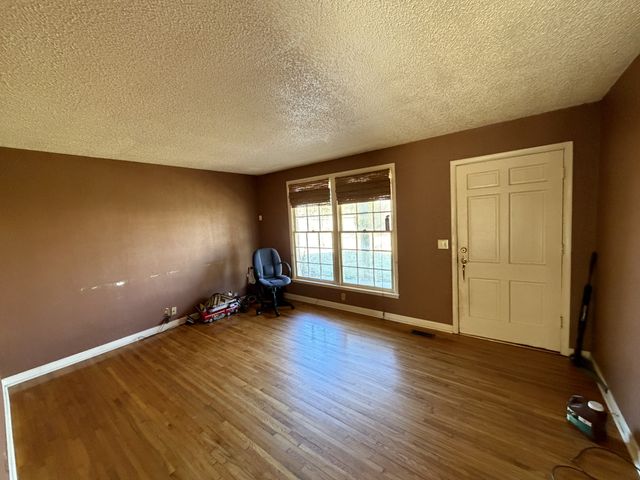 112 Johns St, La Vergne, TN 37086