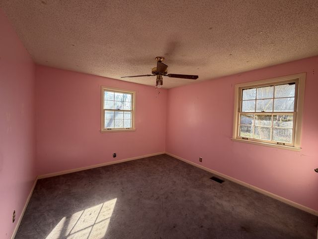 112 Johns St, La Vergne, TN 37086