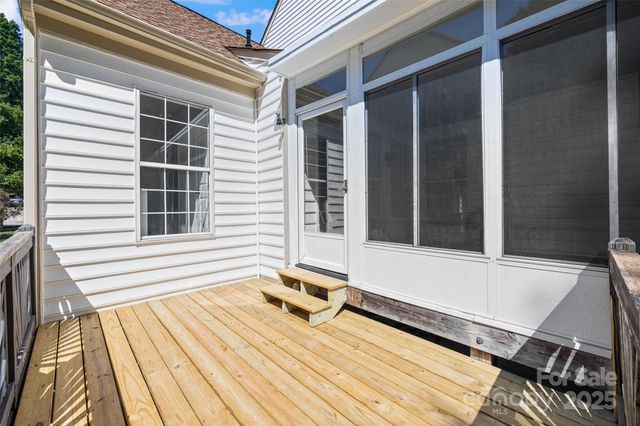 105 Lyman Oak Court, Fort Mill, SC 29715