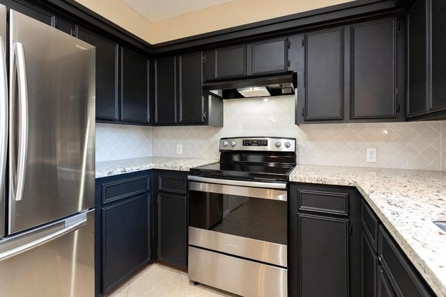 7507 Maple Lane, Baytown, TX 77521