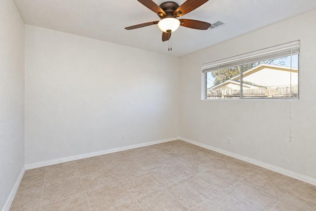 7507 Maple Lane, Baytown, TX 77521